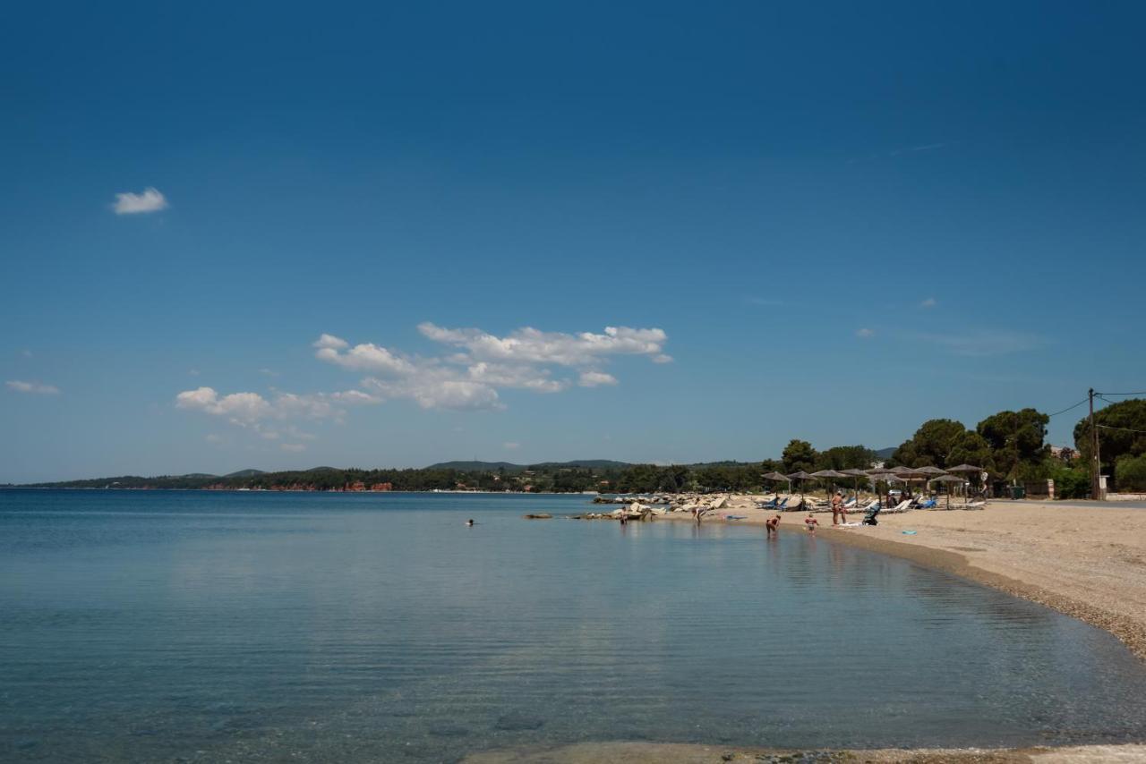 Itaka Familiy Apartments - Halkidiki Suites Com นิกิติ ภายนอก รูปภาพ