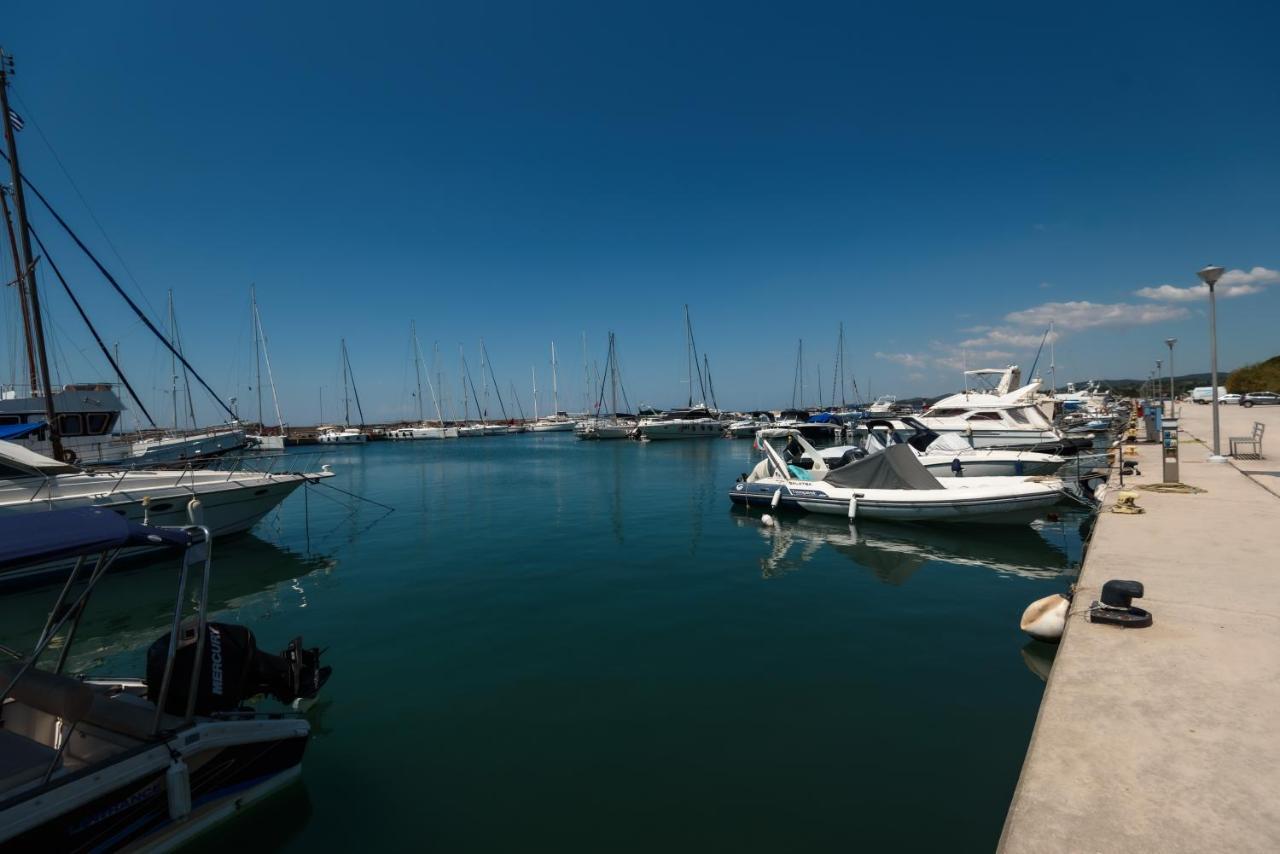 Itaka Familiy Apartments - Halkidiki Suites Com นิกิติ ภายนอก รูปภาพ